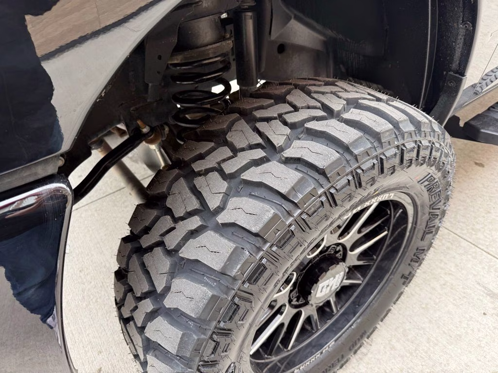 2024 Diamond Black Crystal Pearlcoat Ram 2500 Laramie 4X4 Truck