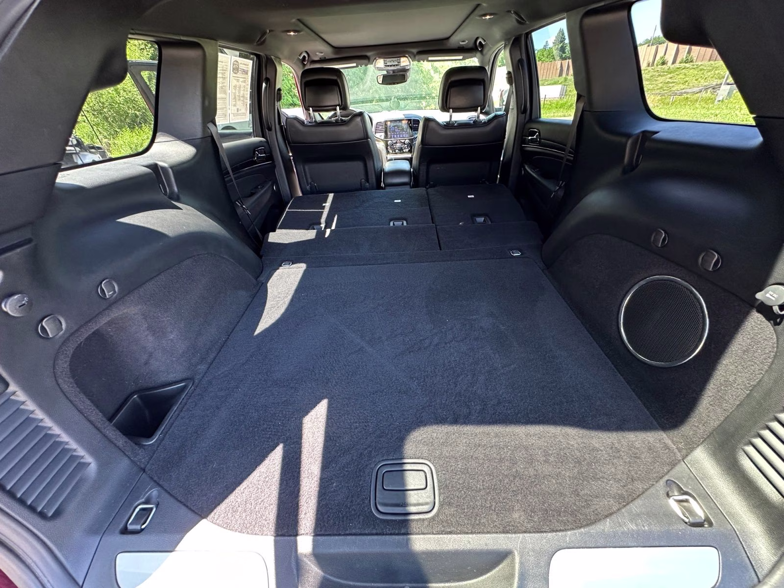 2019 Velvet Red Pearlcoat Jeep Grand Cherokee Overland 4X4 SUV