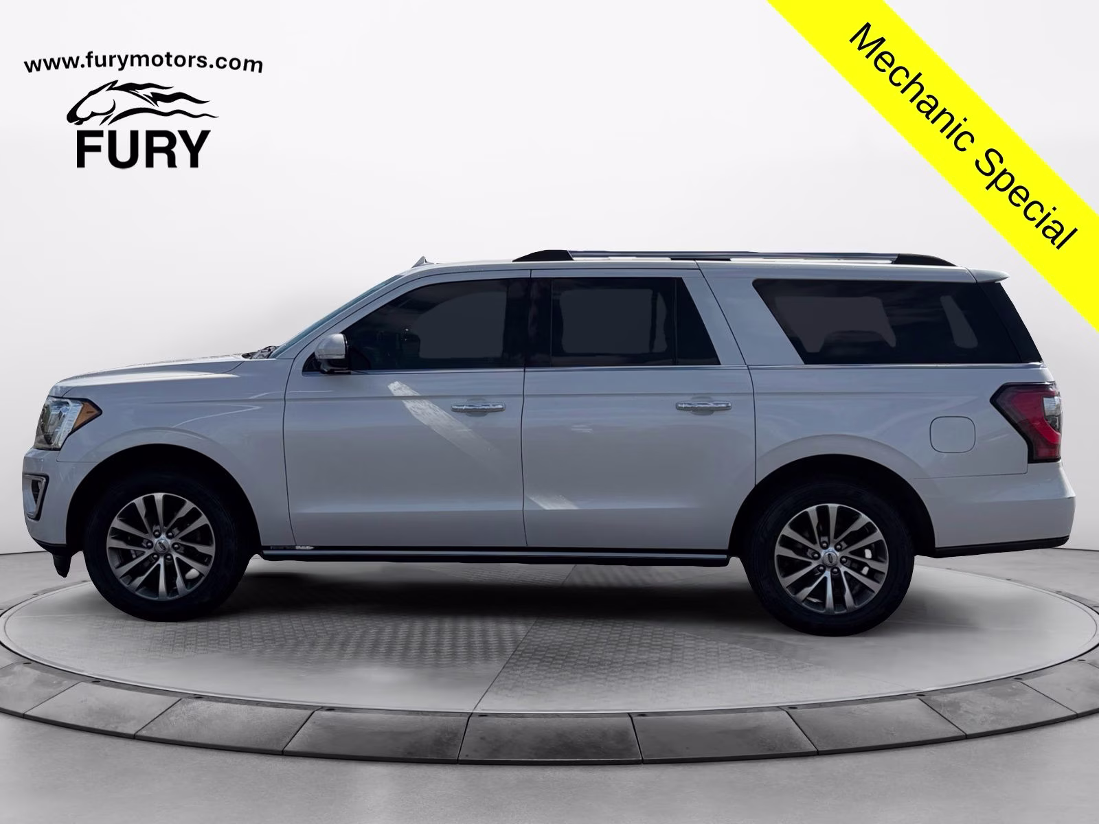 2018 White Platinum Clearcoat Metallic Ford Expedition Max Limited 4X4 SUV