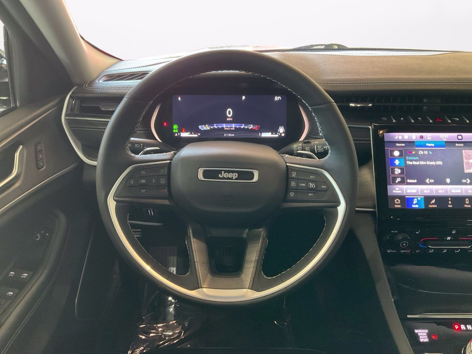 2023 Silver Zynith Jeep Grand Cherokee L Limited 4X4 SUV