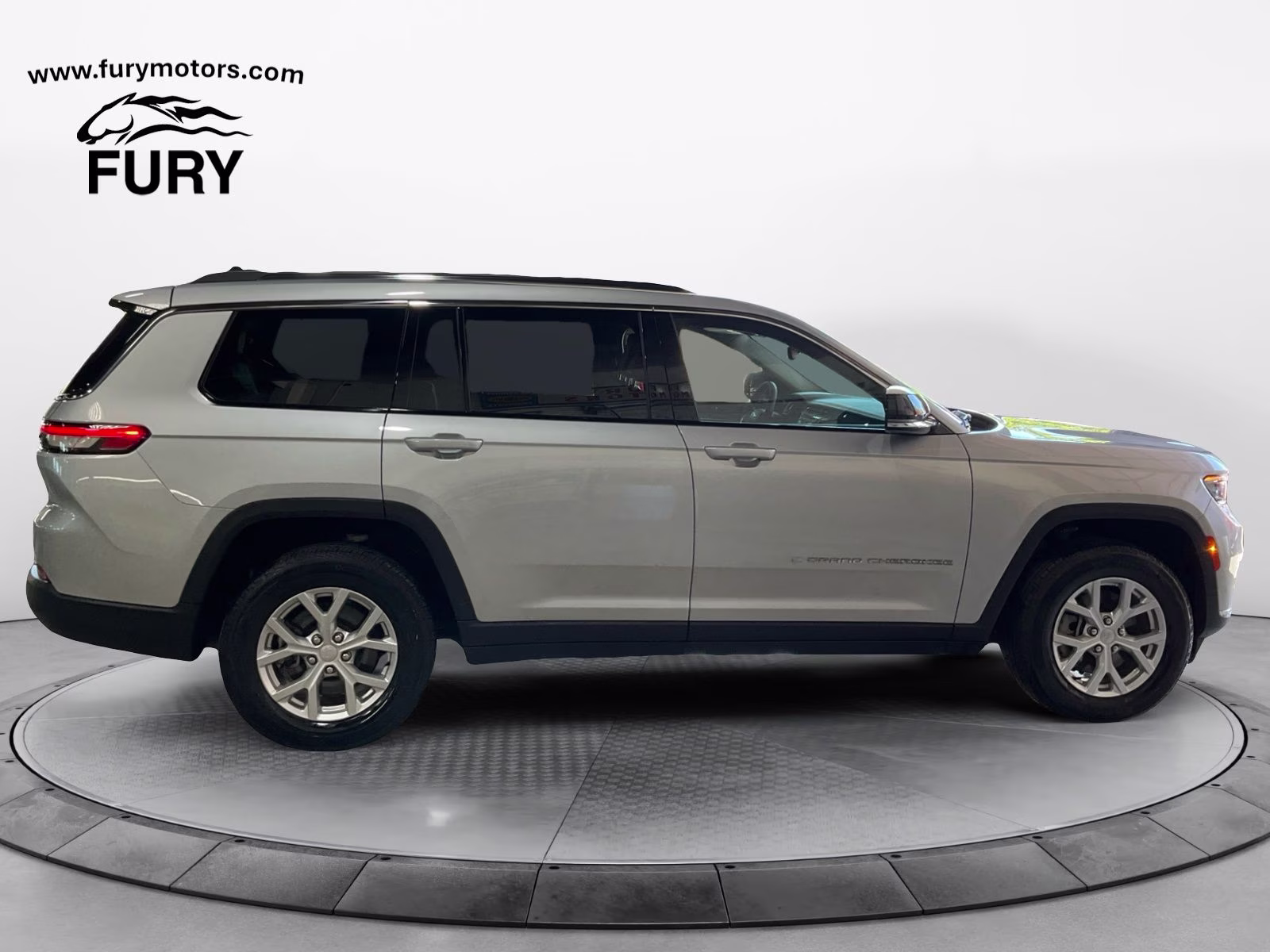 2023 Silver Zynith Jeep Grand Cherokee L Limited 4X4 SUV