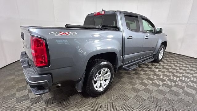 2022 Satin Steel Metallic Chevrolet Colorado LT 4X4 Truck