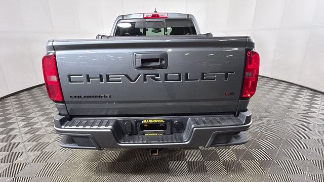 2022 Satin Steel Metallic Chevrolet Colorado LT 4X4 Truck