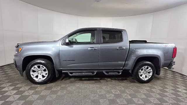 2022 Satin Steel Metallic Chevrolet Colorado LT 4X4 Truck
