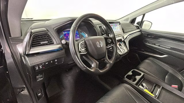 2021 Gray Honda Odyssey Touring FWD Van