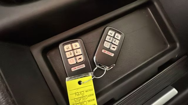 2021 Gray Honda Odyssey Touring FWD Van