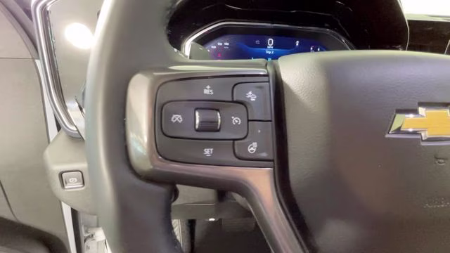 2023 Iridescent Pearl Tricoat Chevrolet Silverado 1500 High Country 4X4 Truck