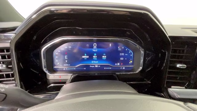 2023 Iridescent Pearl Tricoat Chevrolet Silverado 1500 High Country 4X4 Truck