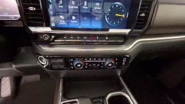 2023 Iridescent Pearl Tricoat Chevrolet Silverado 1500 High Country 4X4 Truck