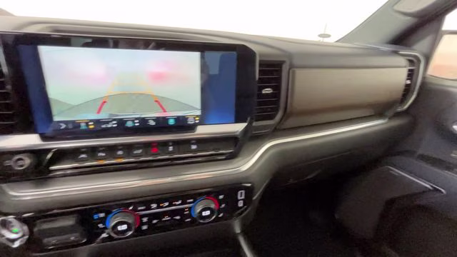 2023 Iridescent Pearl Tricoat Chevrolet Silverado 1500 High Country 4X4 Truck