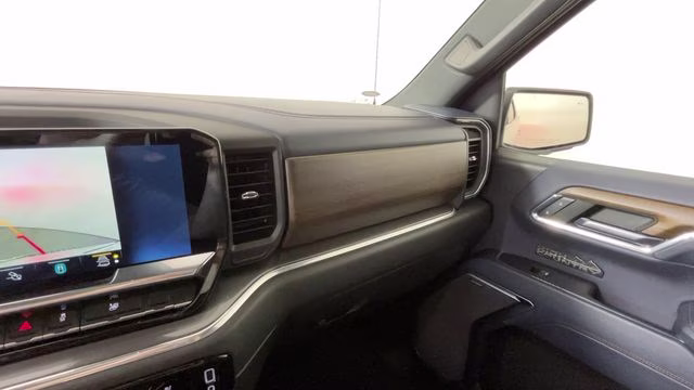2023 Iridescent Pearl Tricoat Chevrolet Silverado 1500 High Country 4X4 Truck