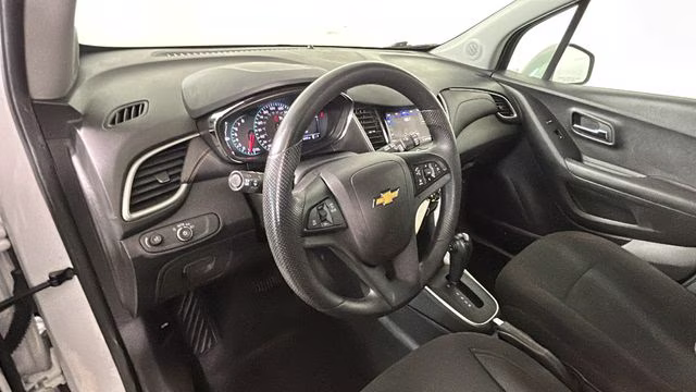2020 Summit White Chevrolet Trax LS FWD SUV