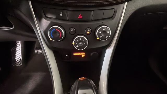 2020 Summit White Chevrolet Trax LS FWD SUV