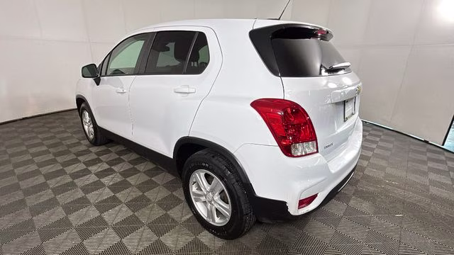 2020 Summit White Chevrolet Trax LS FWD SUV