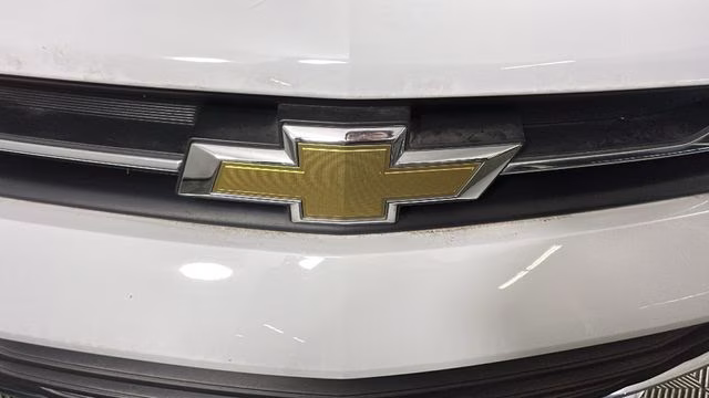 2020 Summit White Chevrolet Trax LS FWD SUV