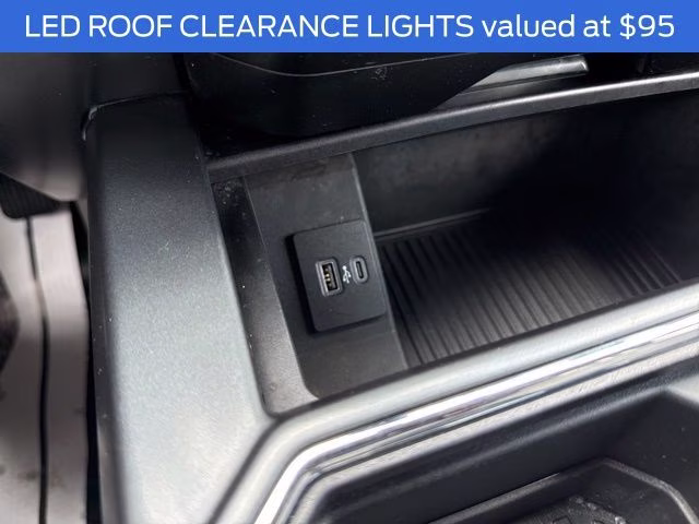 2022 Black Metallic Ford Super Duty F-350 SRW XLT 4X4 Truck