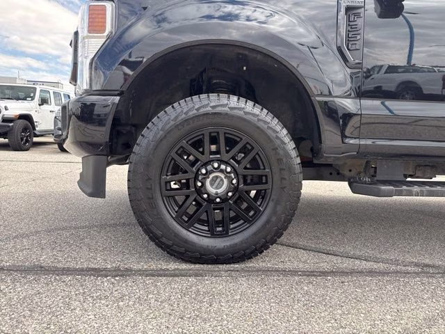 2022 Black Metallic Ford Super Duty F-350 SRW XLT 4X4 Truck