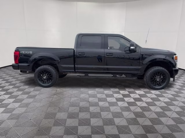 2022 Black Metallic Ford Super Duty F-350 SRW XLT 4X4 Truck