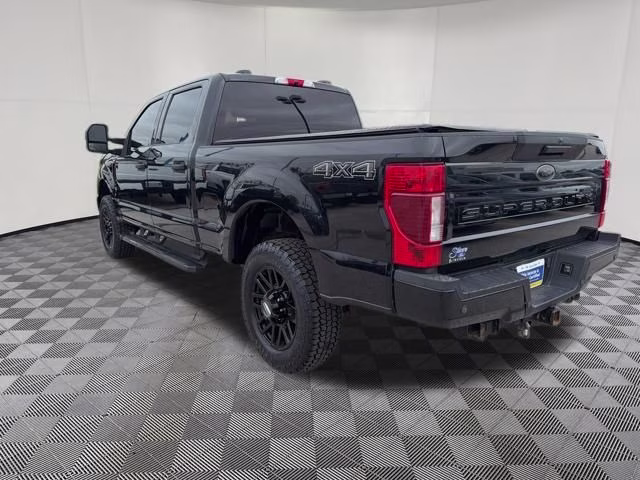 2022 Black Metallic Ford Super Duty F-350 SRW XLT 4X4 Truck