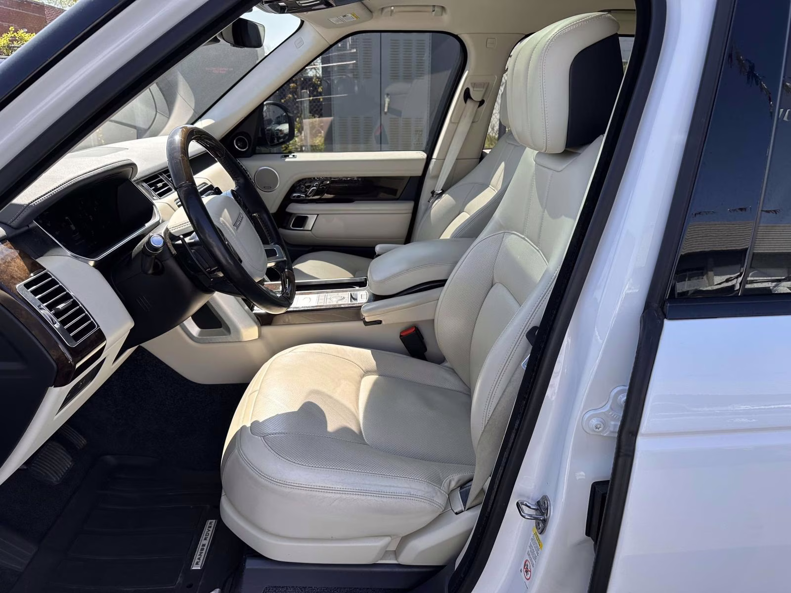 2020 Fuji White Land Rover Range Rover HSE SWB 4X4 SUV