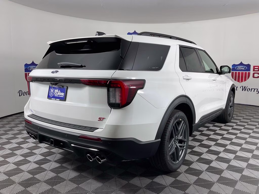 2026 White Ford Explorer ST 4X4 SUV