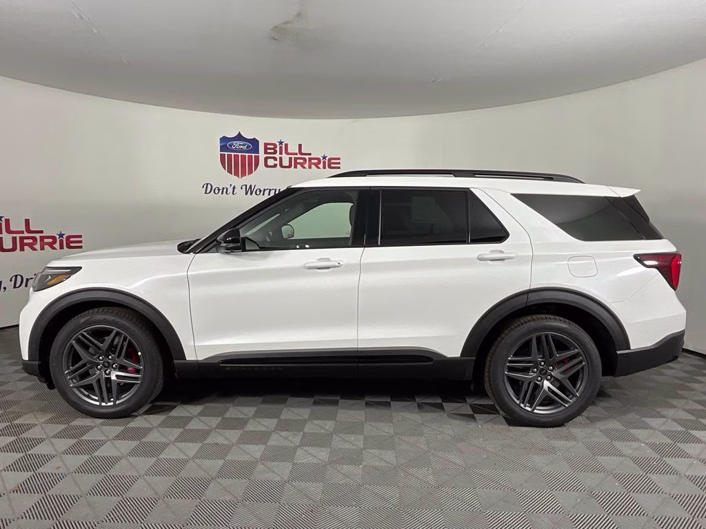 2026 White Ford Explorer ST 4X4 SUV