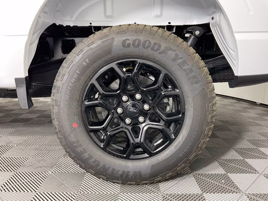 2026 Oxford White Ford F-150 STX 4X4 Truck