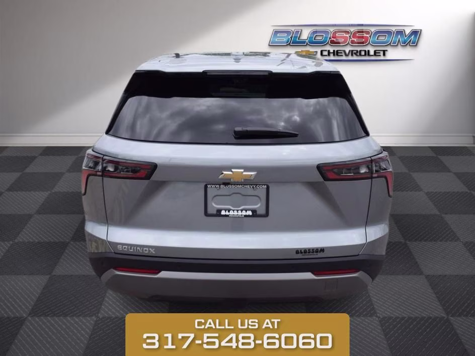 2026 Sterling Gray Metallic Chevrolet Equinox LT FWD SUV