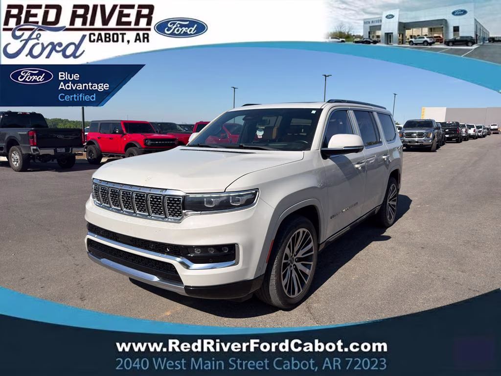 2022 Luxury White Pearlcoat Jeep Grand Wagoneer Series III 4X4 SUV