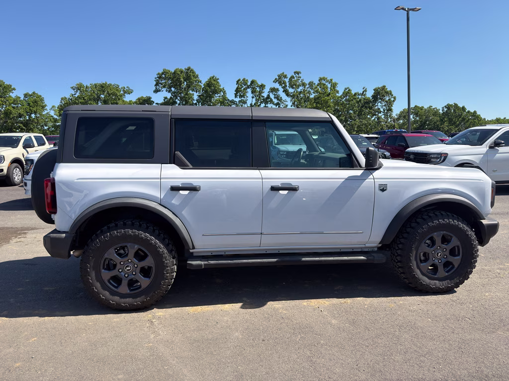 2023 Oxford White Ford Bronco Big Bend 4X4 SUV
