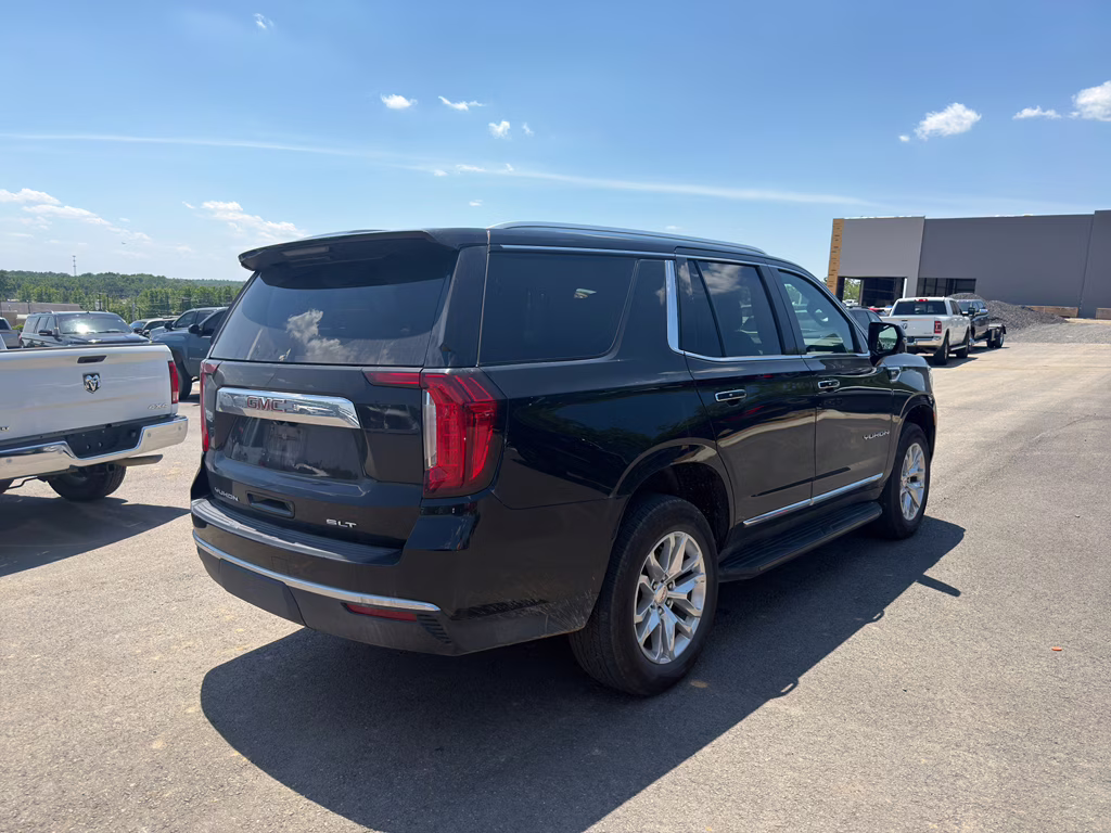 2024 Onyx Black GMC Yukon SLT RWD SUV