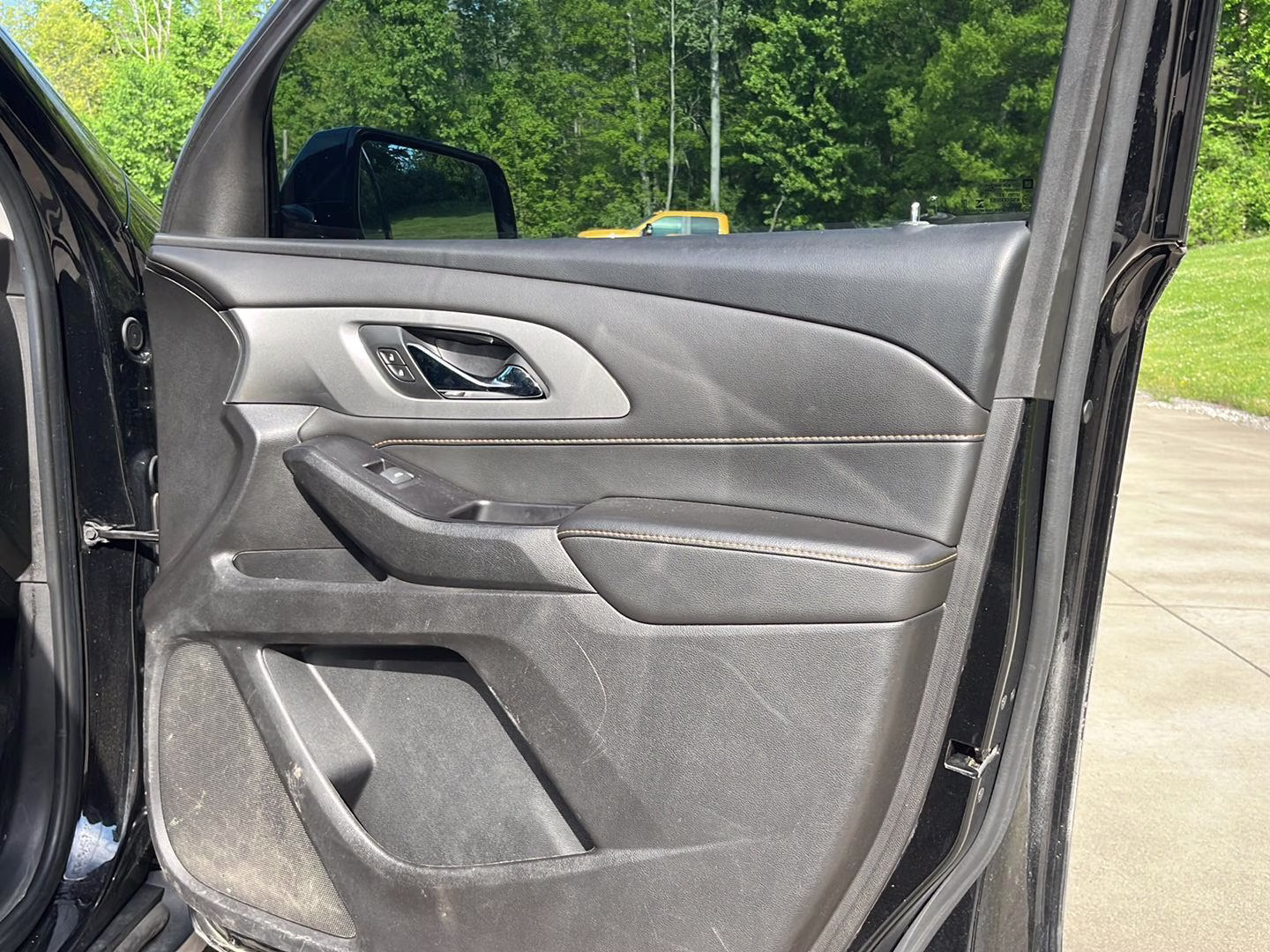 2020 Mosaic Black Metallic Chevrolet Traverse LT Cloth AWD SUV