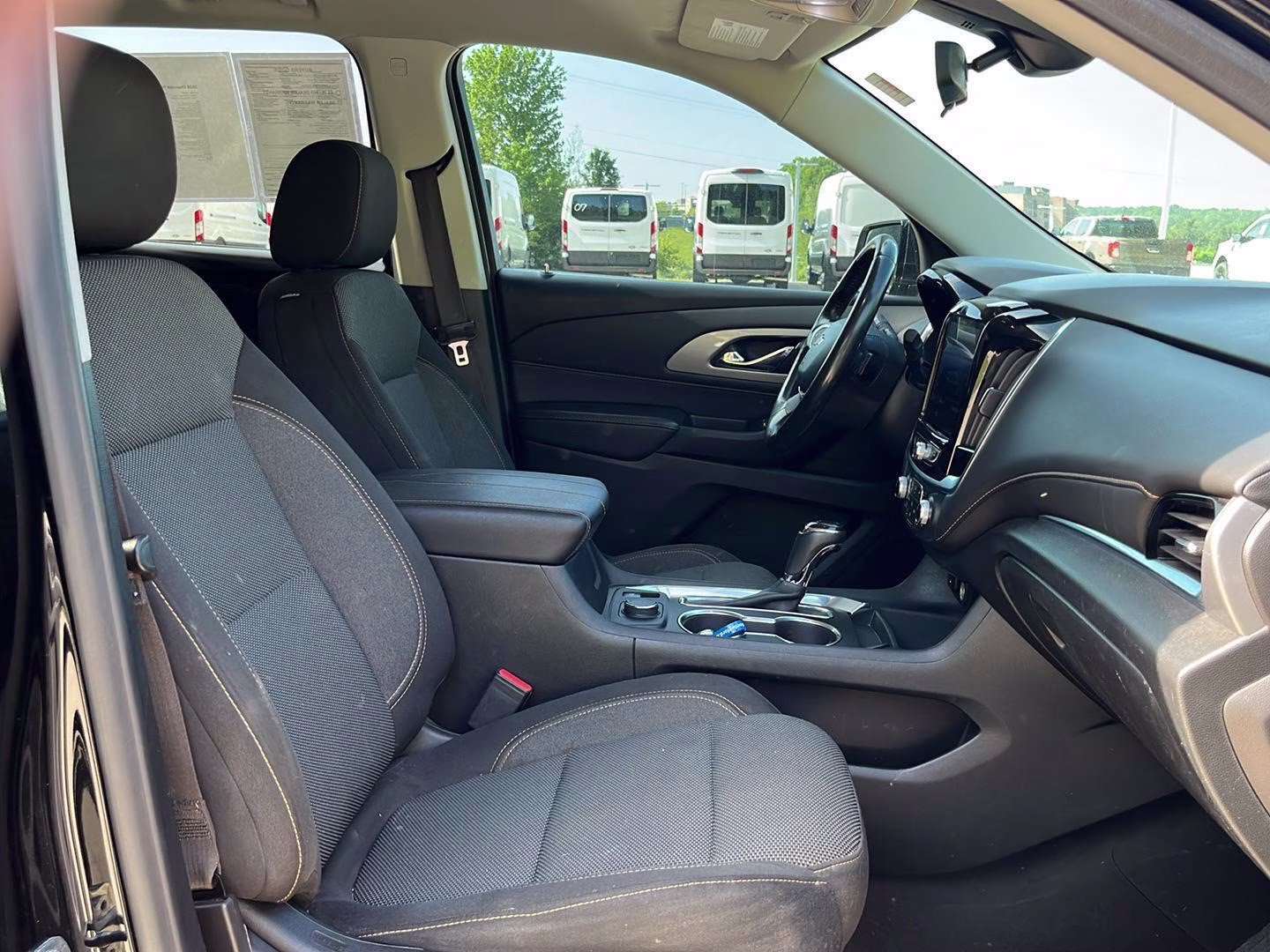 2020 Mosaic Black Metallic Chevrolet Traverse LT Cloth AWD SUV