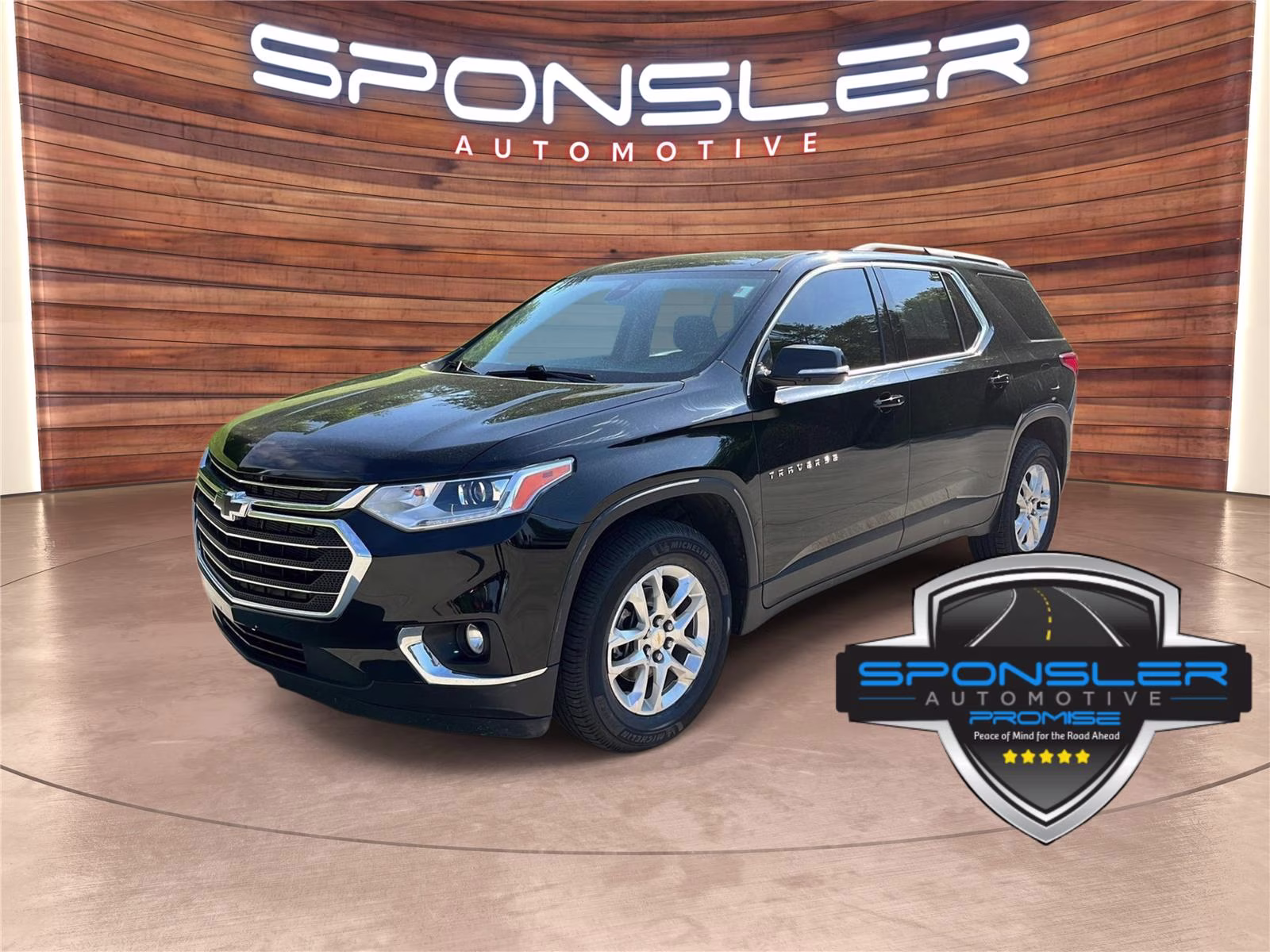 2020 Mosaic Black Metallic Chevrolet Traverse LT Cloth AWD SUV