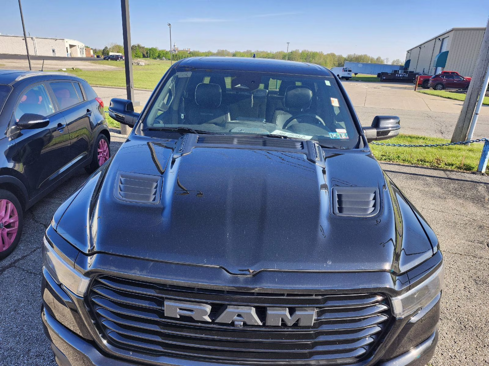 2025 Diamond Black Crystal Pearlcoat Ram 1500 Laramie 4X4 Truck