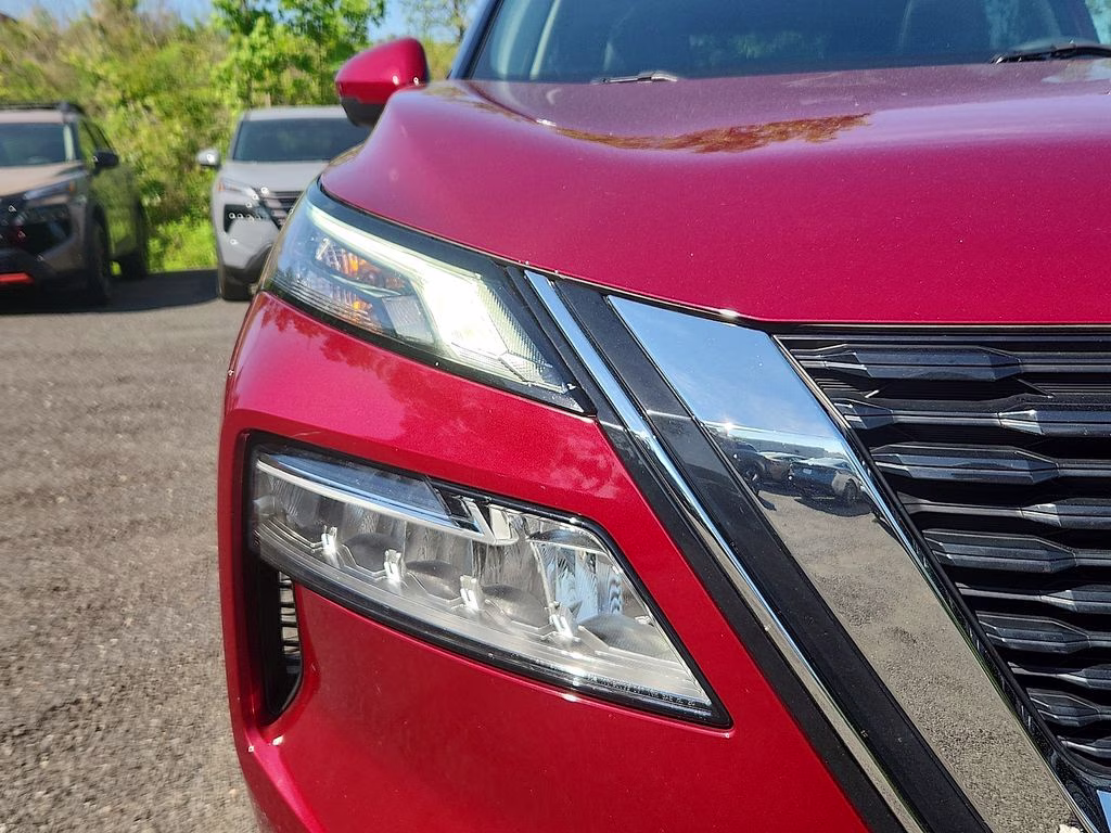 2022 Scarlet Ember Tintcoat Nissan Rogue SL AWD SUV