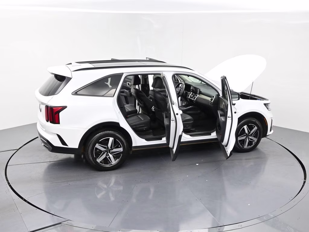 2023 Glacial White Pearl Kia Sorento EX FWD SUV