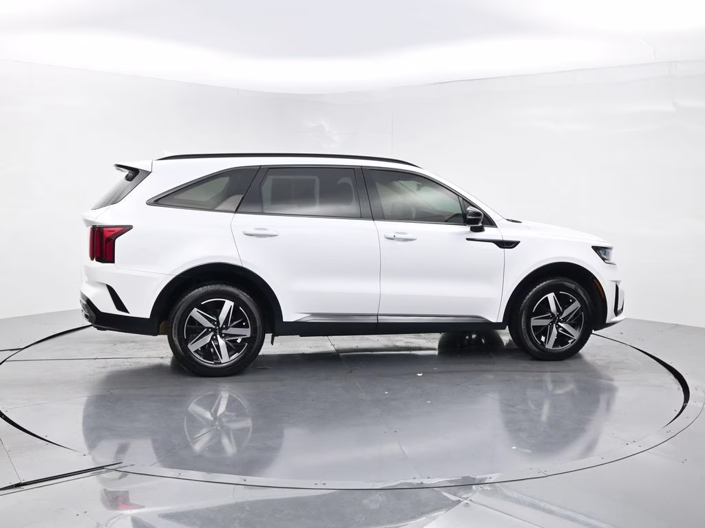 2023 Glacial White Pearl Kia Sorento EX FWD SUV