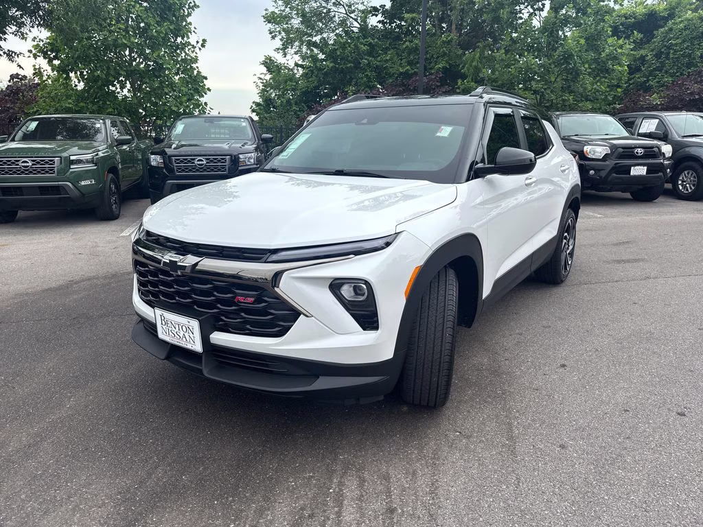 2026 Iridescent Pearl Tricoat Chevrolet Trailblazer RS FWD SUV