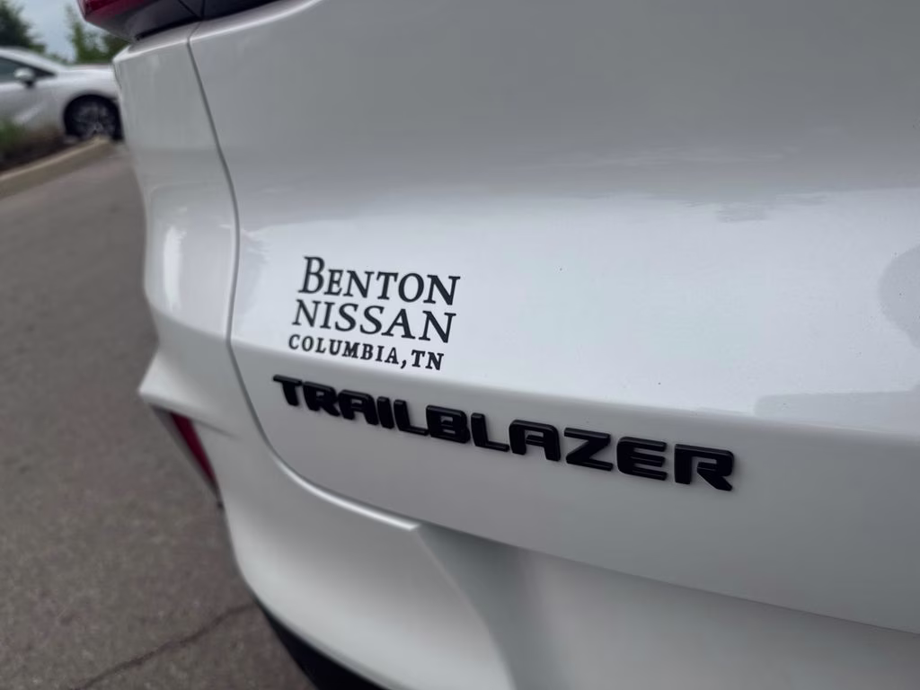 2026 Iridescent Pearl Tricoat Chevrolet Trailblazer RS FWD SUV