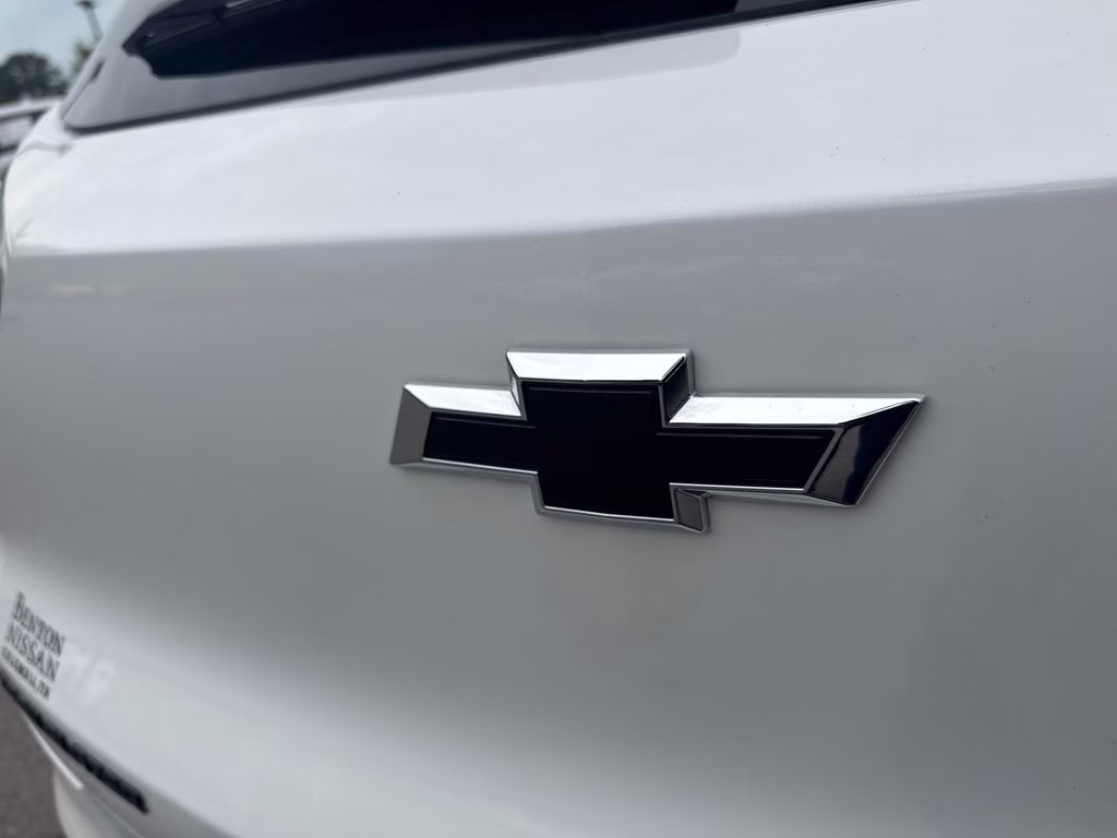 2026 Iridescent Pearl Tricoat Chevrolet Trailblazer RS FWD SUV