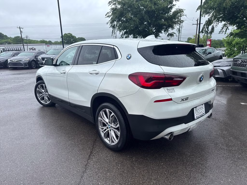 2022 Mineral White Metallic BMW X2 xDrive28i AWD SUV