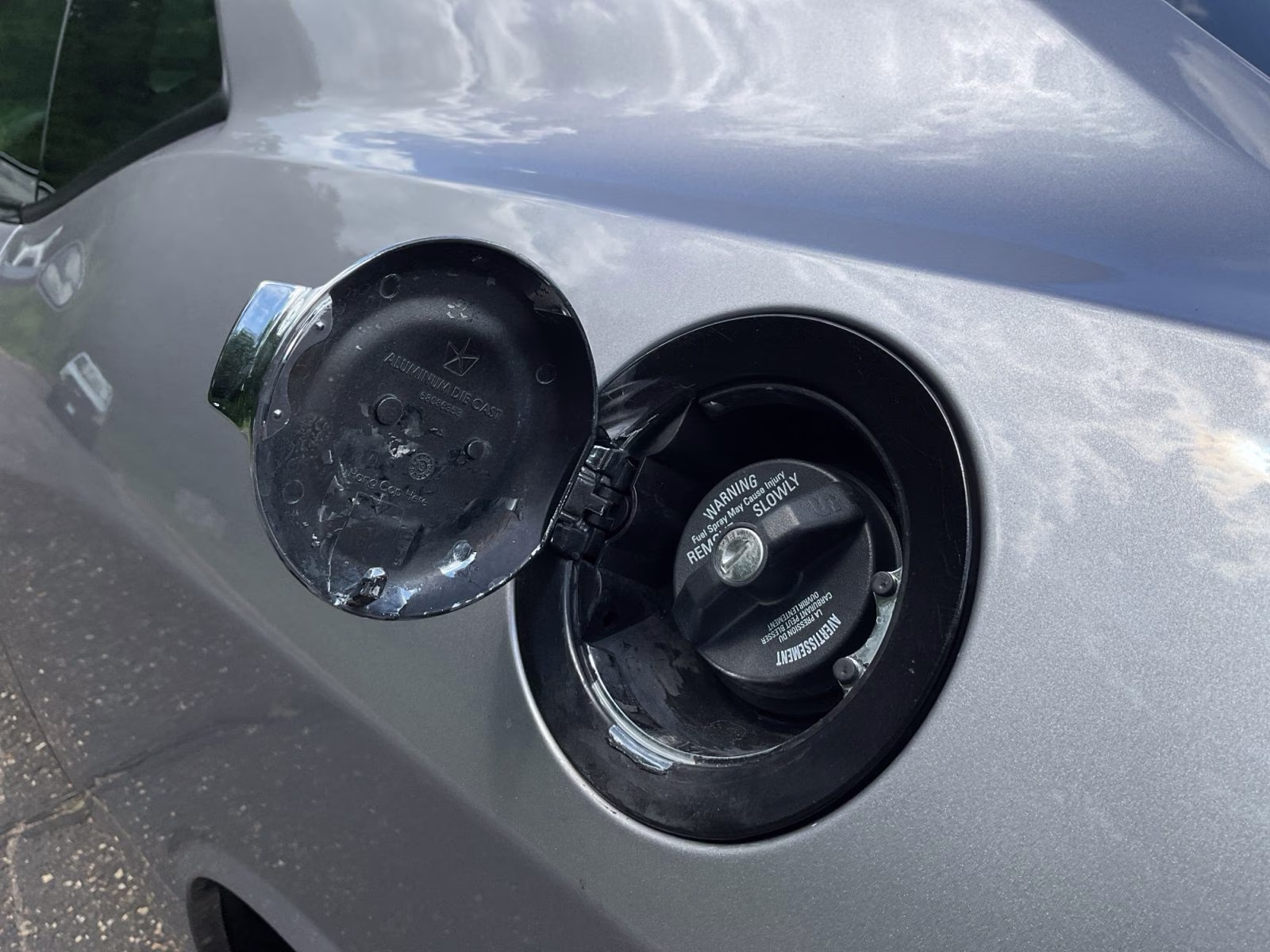 2014 Billet Silver Metallic Clearcoat Dodge Challenger R/T RWD Coupe