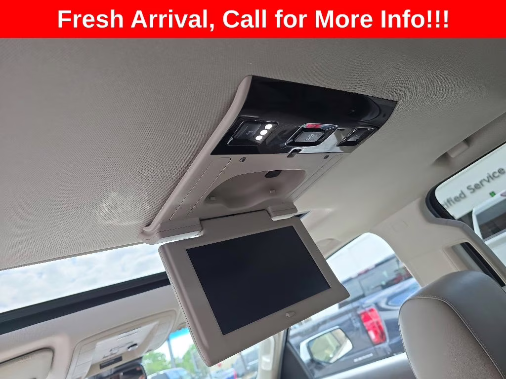 2018 Summit White GMC Yukon SLT 4X4 SUV