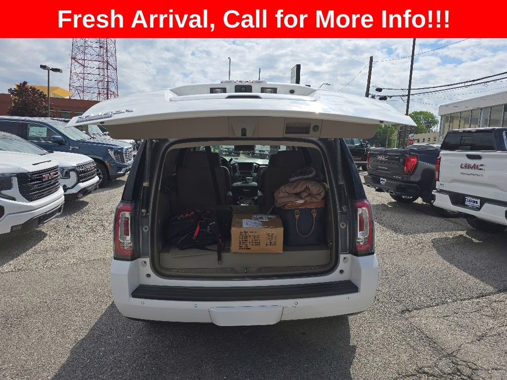 2018 Summit White GMC Yukon SLT 4X4 SUV