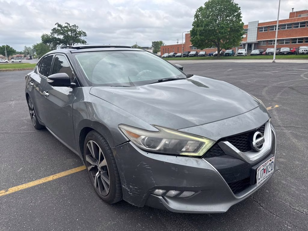 2017 Gun Metallic Nissan Maxima 3.5 SL FWD Sedan
