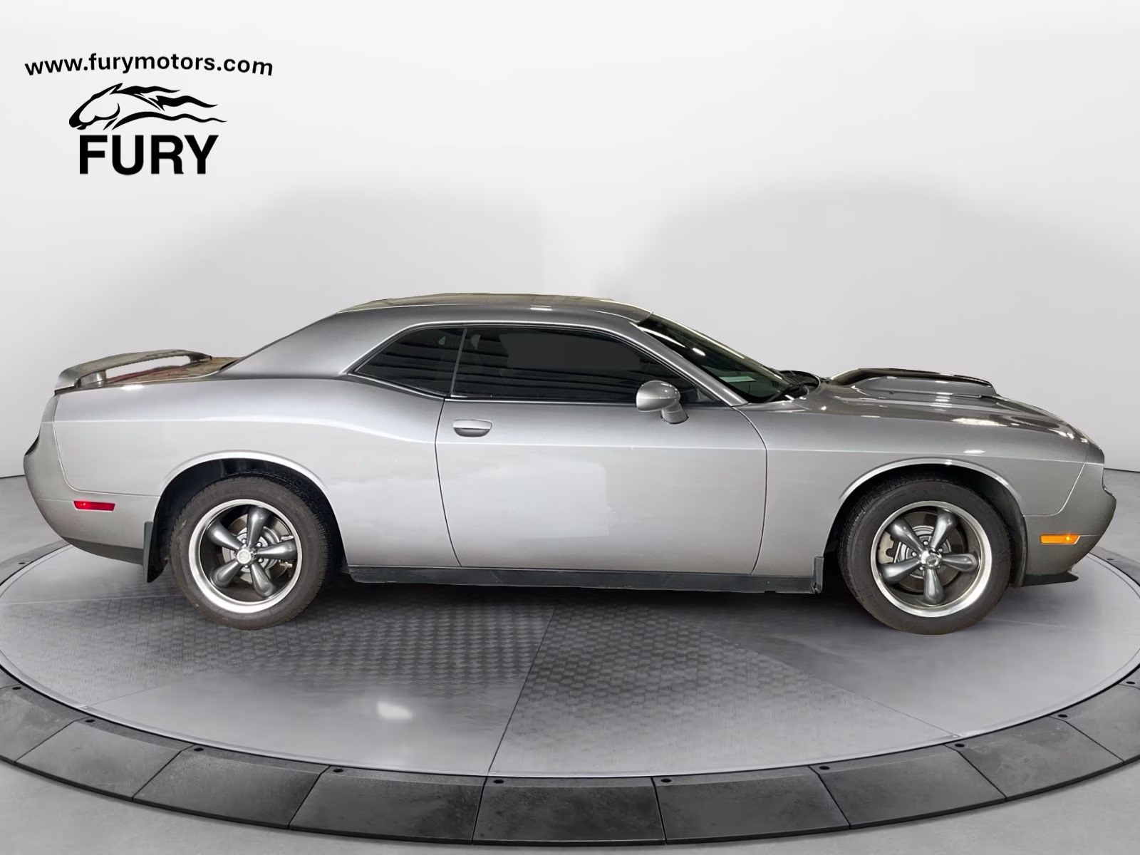 Used 2014 Dodge Challenger R/T with VIN 2C3CDYBT3EH196207 for sale in South Saint Paul, Minnesota