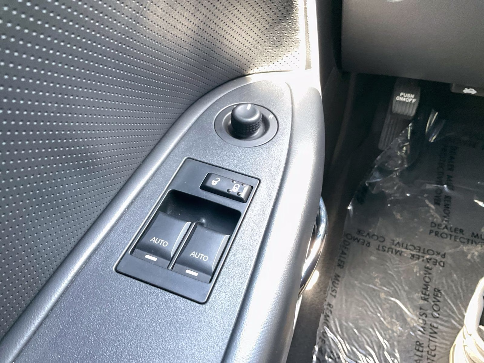 2014 Billet Silver Metallic Clearcoat Dodge Challenger R/T RWD Coupe
