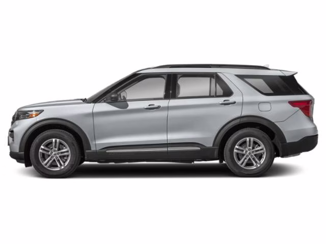 2023 Iconic Silver Metallic Ford Explorer XLT 4X4 SUV