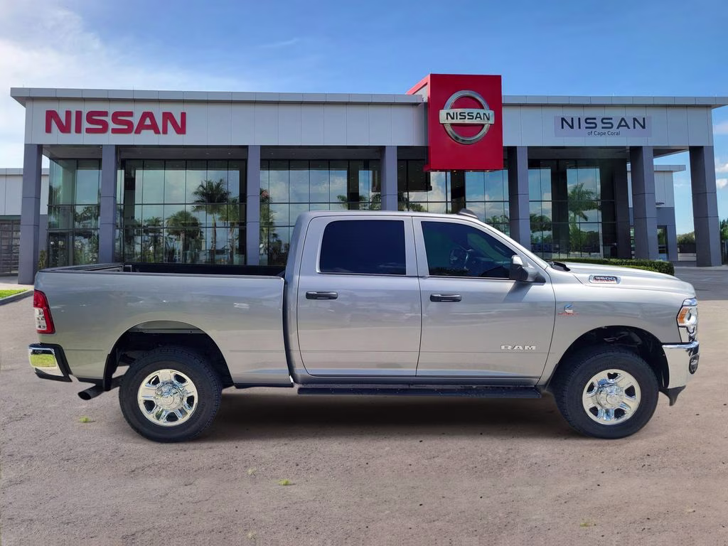 2022 Billet Silver Metallic Clearcoat Ram 3500 Tradesman 4X4 Truck